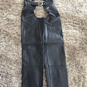 Harley Davidson sz M leather  motorcycle chaps, lace backing